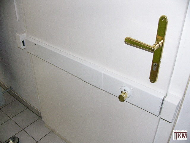 ᐅ Türensicherung, Balkenschloss, Einbruchschutz